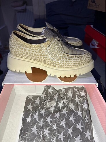 37 Beden ORİJİNAL LOİE İSTANBUL LOAFER ayakkabı
