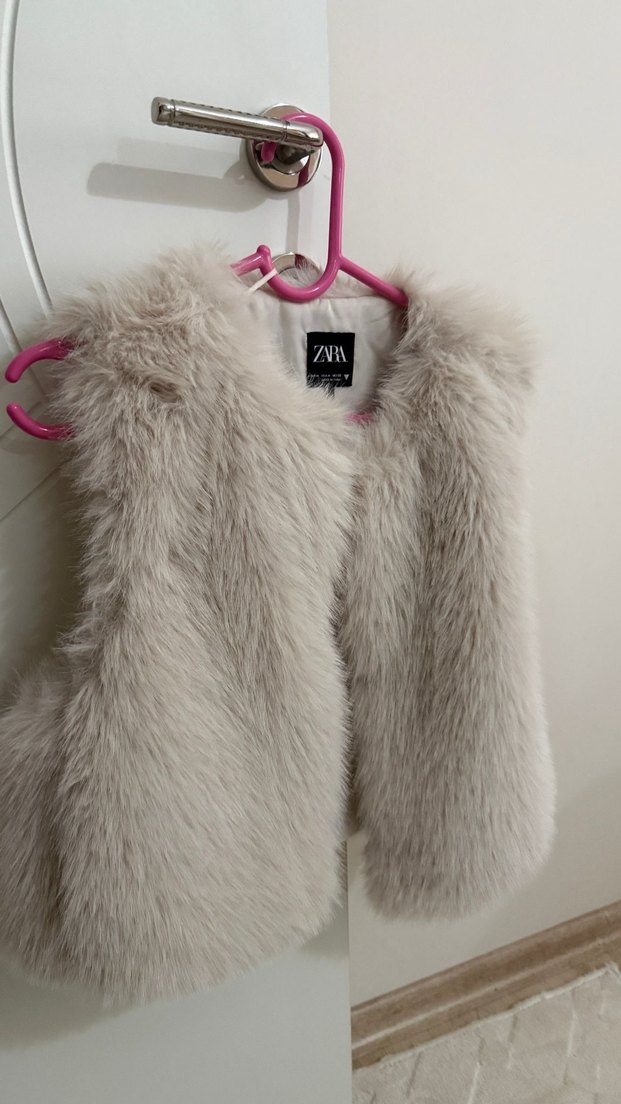 zara kürk yelek - Görsel 2