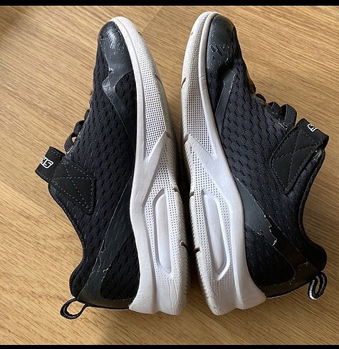 34 Beden siyah Renk Skechers çocuk spor ayakkabı