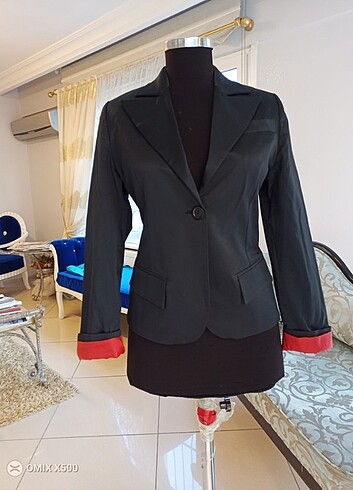 m Beden Siyah Kısa Ceket