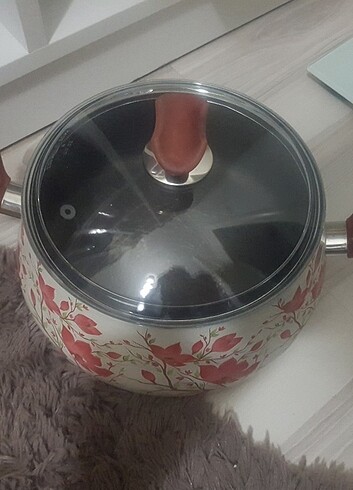 Teflon tencere