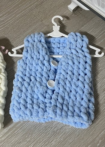 Mavi Örgü Kız Çocuk yelek - Görsel 2