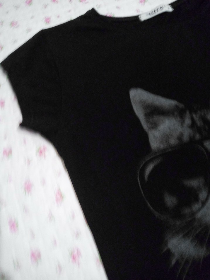 Gri Baskılı Gotik Kedi Tişörtü - Görsel 4