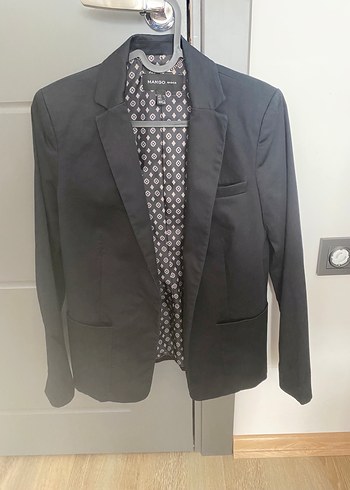 Siyah Düğmeli Kadın Blazer Ceket
