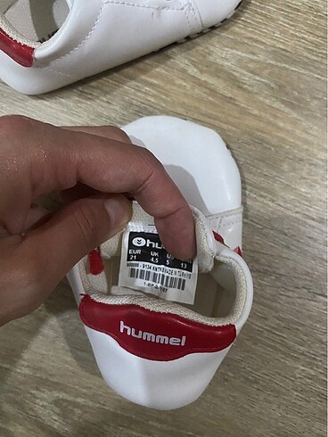 21 Beden Hummel ilk adım ayakkabısı