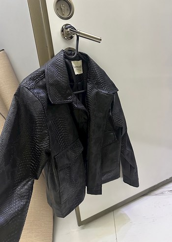 Diğer Yılan Desenli Siyah Deri Kadın Biker Ceket S/M uyumlu