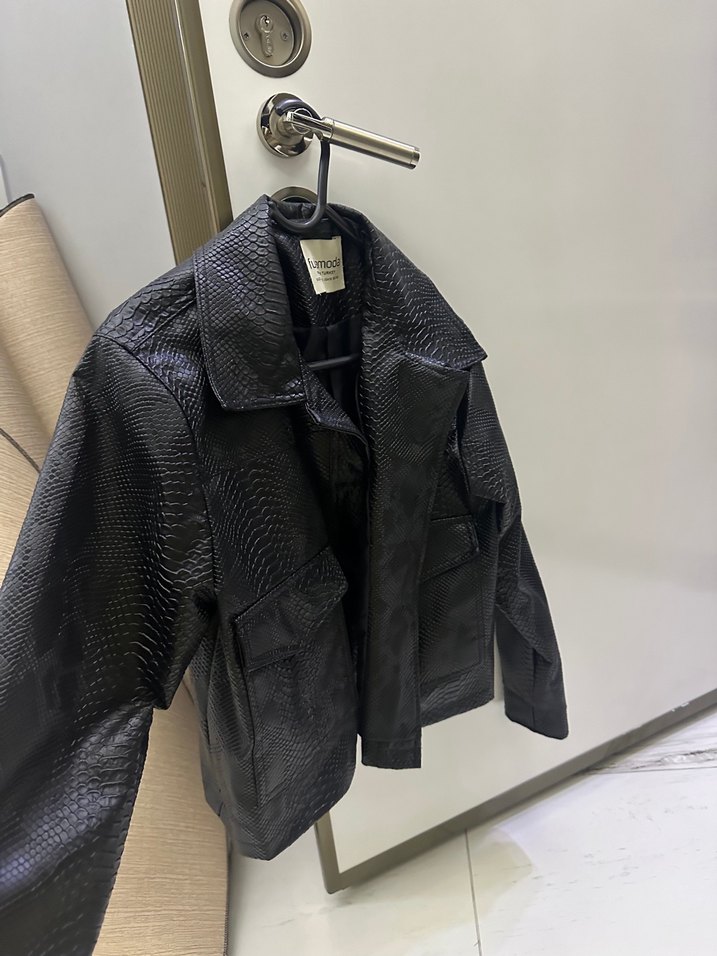 Yılan Desenli Siyah Deri Kadın Biker Ceket S/M uyumlu - Görsel 2