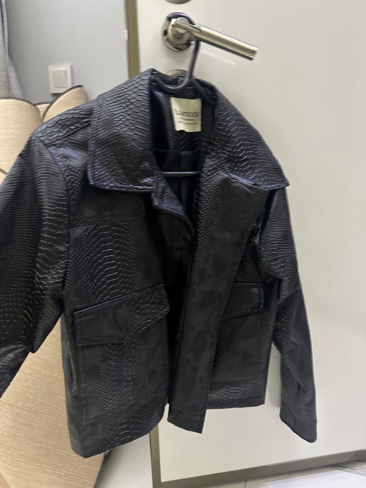 Yılan Desenli Siyah Deri Kadın Biker Ceket S/M uyumlu - Görsel 3