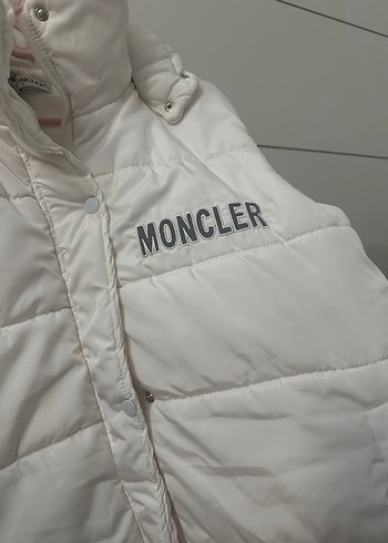 Zara Beyaz Moncler Kadın Şişme Yelek