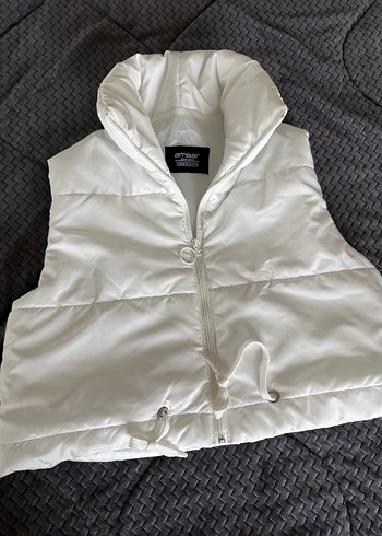 Beyaz Yüksek Yaka Fermuarlı Kadın şişme Yelek - Görsel 2