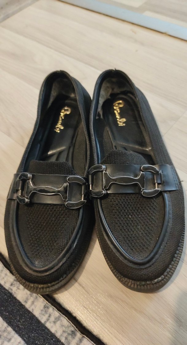 Siyah Yılan Desenli Tokalı Kadın Ayakkabı - Görsel 2