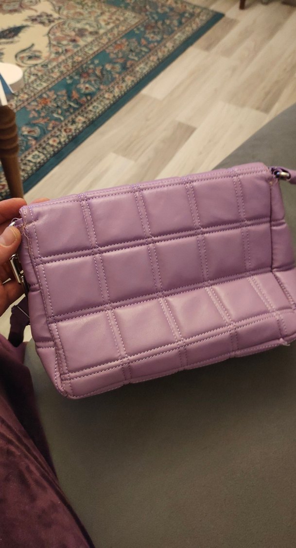 Mor Kareli Tokalı Kadın Çantası - Görsel 4