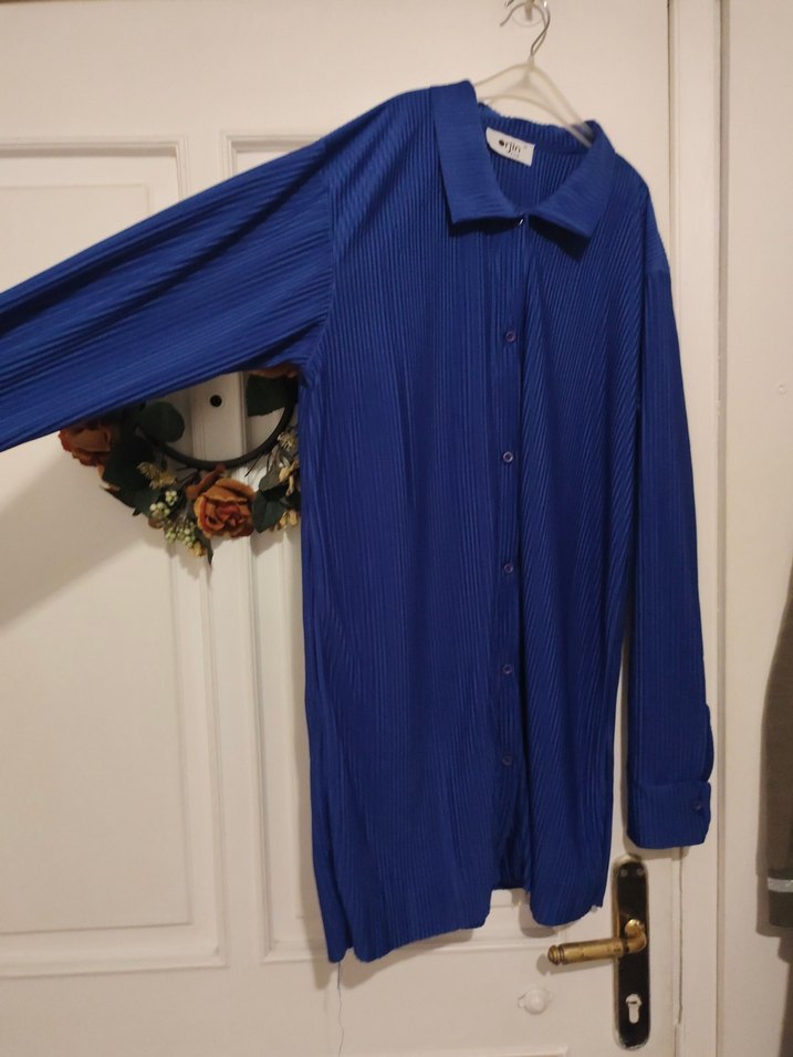 Mavi Pilili Uzun Kollu Kadın Gömlek - Görsel 3