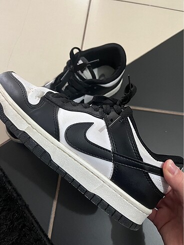 orijinal nike dunk low panda