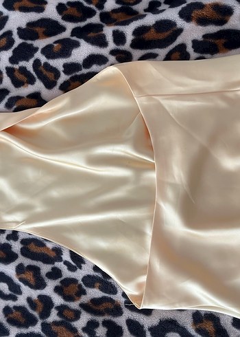 zara saten üst - Görsel 3