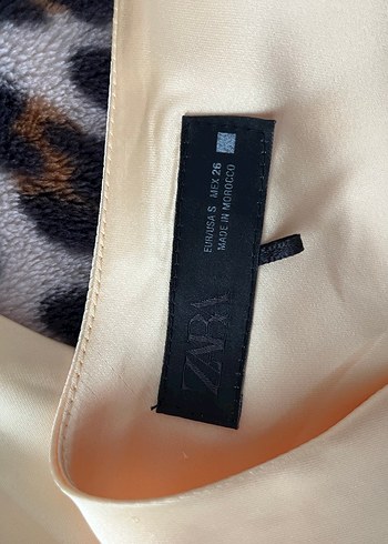 zara saten üst - Görsel 4