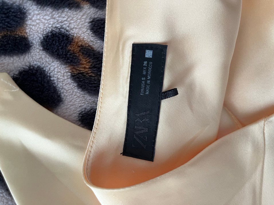 zara saten üst - Görsel 4