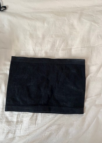 Siyah crop top