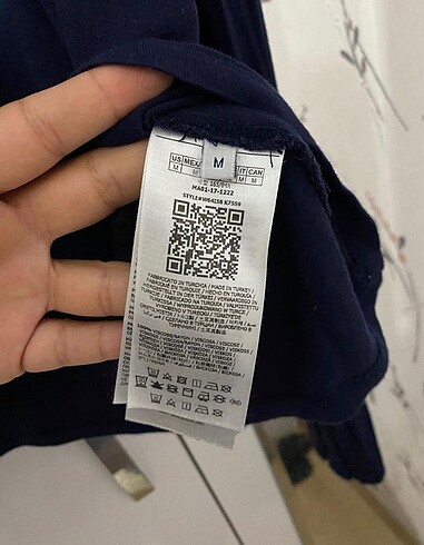 Guess Guess tshirt