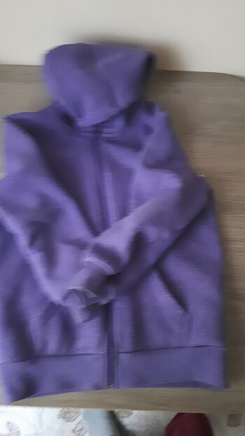 Kapüşonlu - Görsel 2