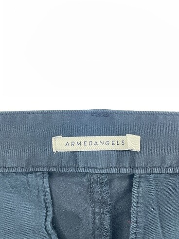 27 Beden siyah Renk PreLoved Skinny %70 İndirimli.