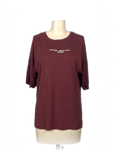 Diğer T-shirt %70 İndirimli.