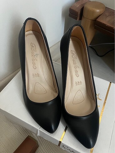 Diğer Sıfır tertemiz Siyah topuklu stiletto