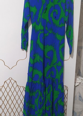 l Beden Uzun Kol, Yüksek Yakalı Mavi Batik Elbise