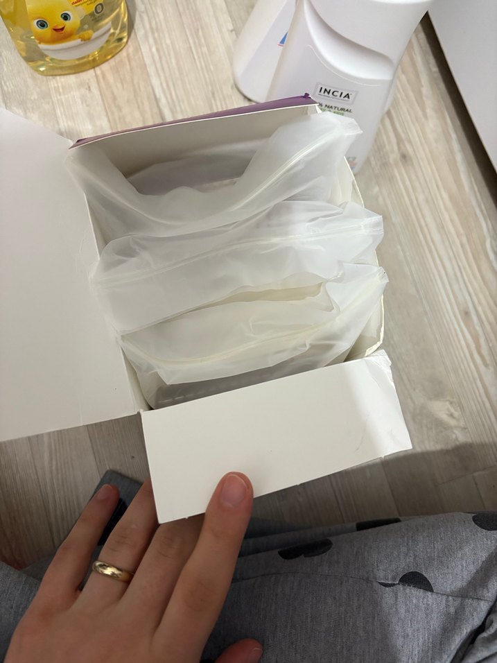 Süt Saklama Poşeti ve Kabı Beyaz Gri - Görsel 2