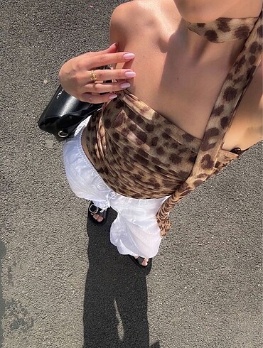 Zara Leoparlı straplez üst