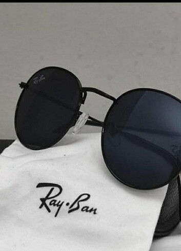 RAY BAN