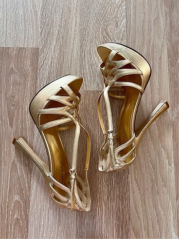 37,5 Beden Nine west dore topuklu