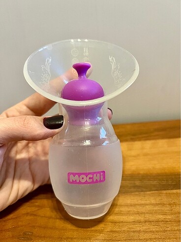 Mochi göğüs pompası