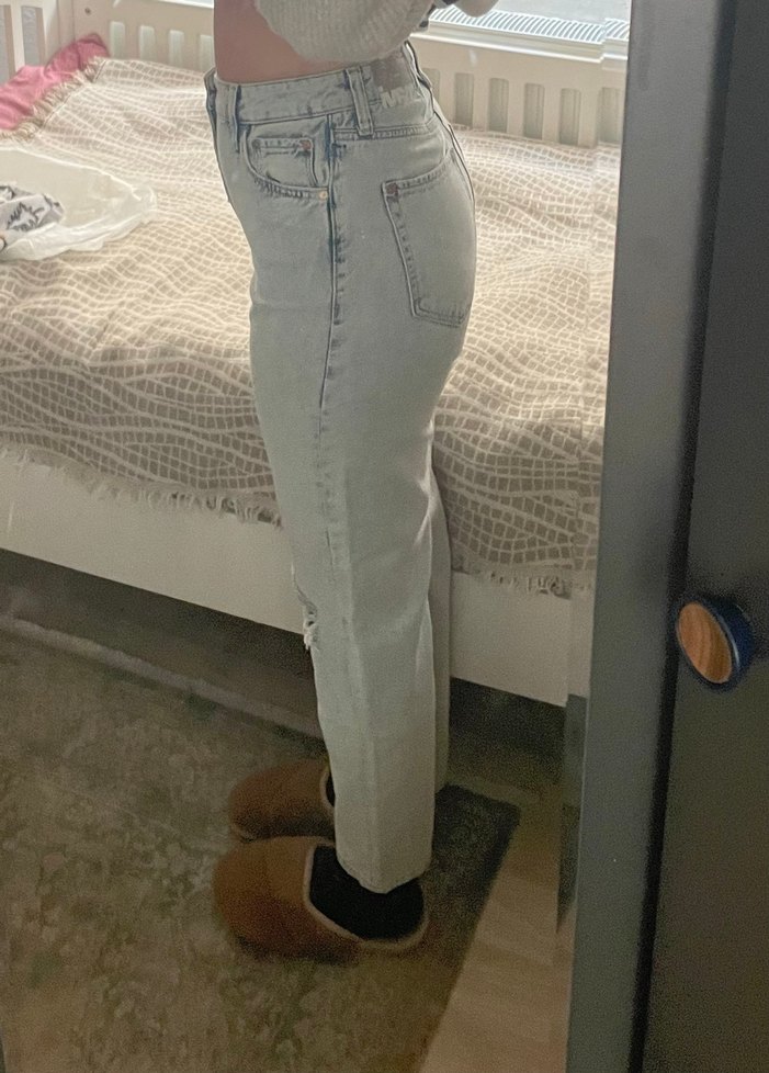 Mavi Yırtık Jean - Görsel 3