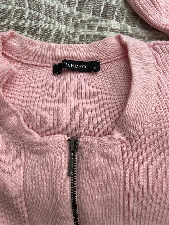 Fermuarlı Pembe Kadın Crop Bluz - Görsel 2