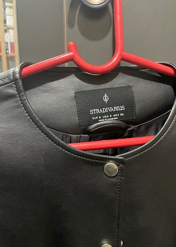 Stradivarius Deri Ceket - Görsel 3