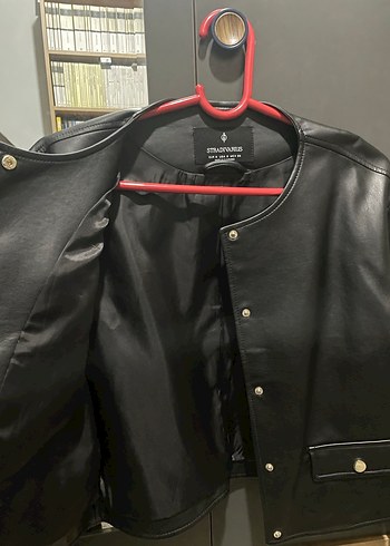 Stradivarius Deri Ceket - Görsel 2