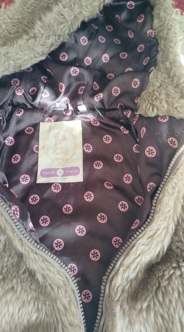 Kız Çocuk Kapüşonlu Kürklü Yelek - Görsel 2