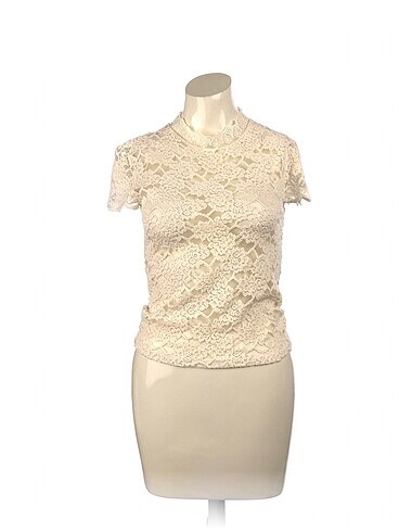 Zara Bluz %70 İndirimli.