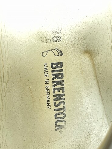 39 Beden beyaz Renk Birkenstock Terlik %70 İndirimli.