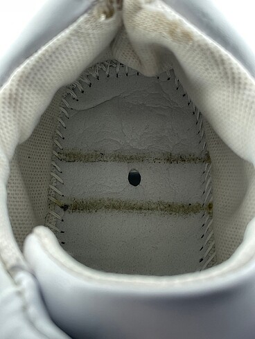 38 Beden beyaz Renk Calvin Klein Spor Ayakkabı %70 İndirimli.