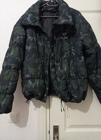 Hummel mont
