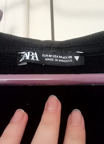 m Beden siyah Renk ZARA SIYAH KAPÜŞONLU OVERSIZE HIRKA