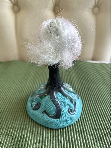 Beden Disney Ursula