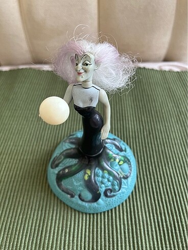 Beden Renk Disney Ursula