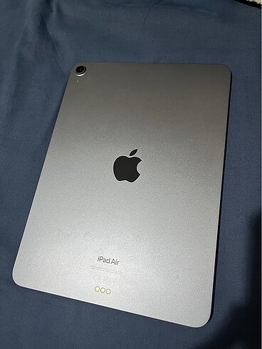 İpad air 5. Nesil garantisi var 64gb