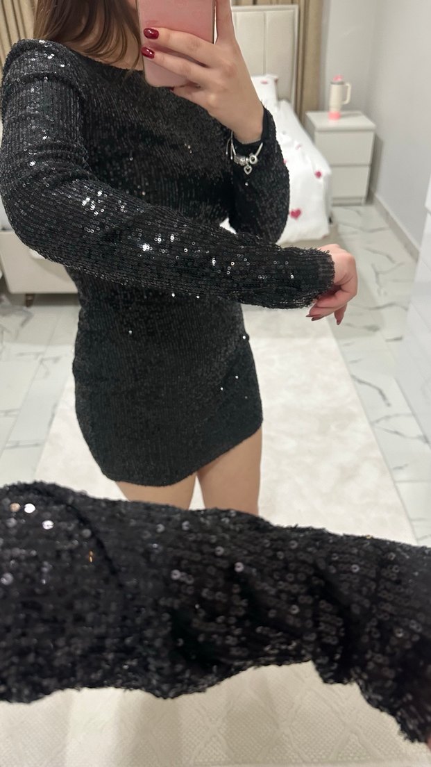 Uzun Kollu Siyah Parlak Midi Elbise - Görsel 5