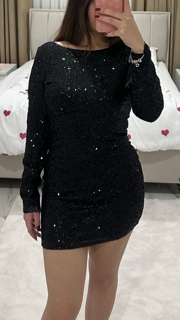 Uzun Kollu Siyah Parlak Midi Elbise - Görsel 3