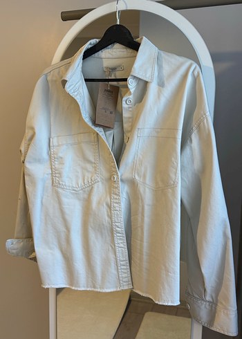 Düğmeli Beyaz Keten Kadın Gömlek etiketli Colins marka - Görsel 2