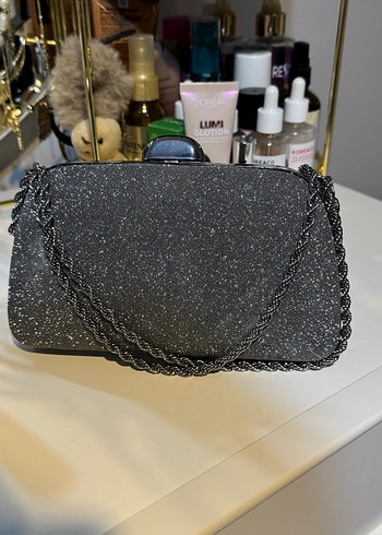 Zincir Detaylı Gri Kadın Abiye Çanta - Görsel 3